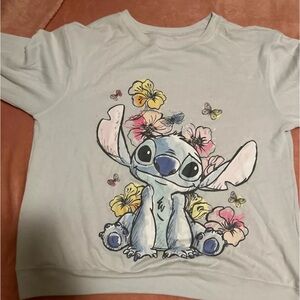 Stitch sweatshirt. Size XL never worn.